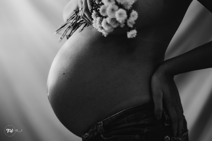 ensaio de gestante; fotos de gravida estudio flores; esestudio de fotos em campo grande; fotos fran duailibi; fotografa campo grande; fotografo de gestante; ensaio gravida; ensaio criativo gestante; fotos de gravida; gestante nu