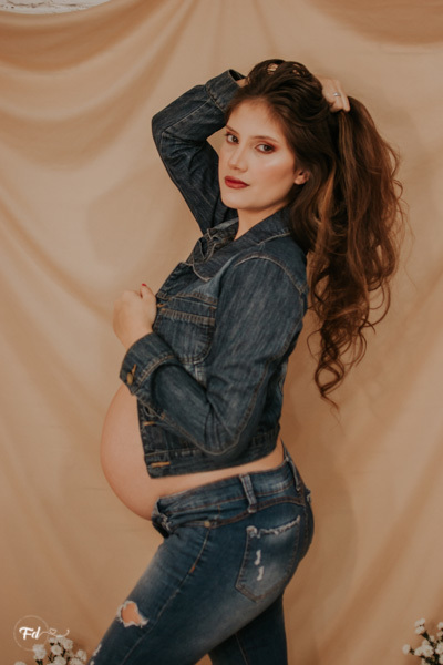 ensaio de gestante; fotos de gravida estudio flores; esestudio de fotos em campo grande; fotos fran duailibi; fotografa campo grande; fotografo de gestante; ensaio gravida; ensaio criativo gestante; fotos de gravida; gestante nu