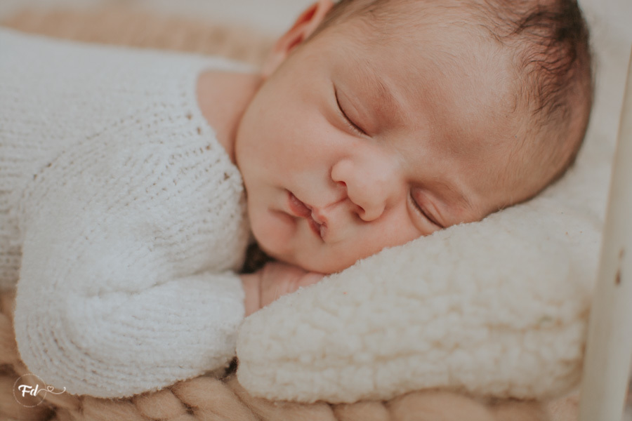  sessao newborn; newborn; campo grande; baby boy; fotos fran duailibi; mae de menina; pai de menina; newborn girl; mudo rosa; ensaio newborn; fotos de recem nascido campo grande; fotografo em campo grande; fotos de bebe; bebe com mamae; bebe com familia