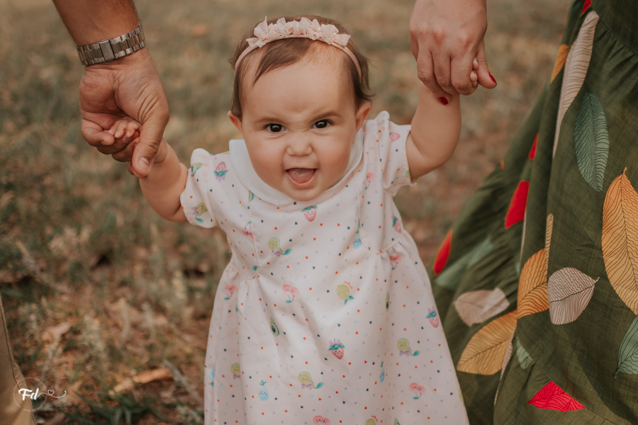  fotografa campo grande;  fotografia de familia ; ensaio de bebe ; ensaio de bebe campo grande; ensaio 1 ano campo grande ; fotografo de criança; ensaio externo campo grande; fotografo de bebe ; ensaio 1 aninho menina; fotos jardim encantado