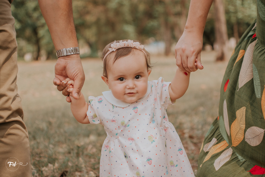  fotografa campo grande;  fotografia de familia ; ensaio de bebe ; ensaio de bebe campo grande; ensaio 1 ano campo grande ; fotografo de criança; ensaio externo campo grande; fotografo de bebe ; ensaio 1 aninho menina; fotos jardim encantado