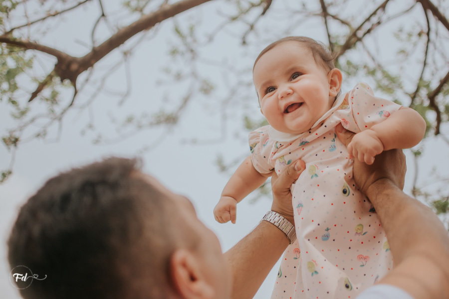  fotografa campo grande;  fotografia de familia ; ensaio de bebe ; ensaio de bebe campo grande; ensaio 1 ano campo grande ; fotografo de criança; ensaio externo campo grande; fotografo de bebe ; ensaio 1 aninho menina; fotos jardim encantado