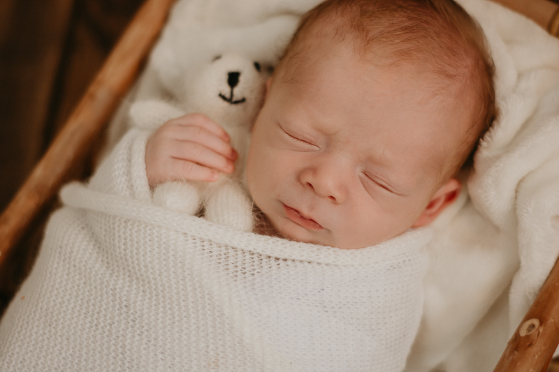  sessao newborn; newborn; campo grande; baby boy; fotos fran duailibi; mae de menina; pai de menina; newborn girl; mudo rosa; ensaio newborn; fotos de recem nascido campo grande; fotografo em campo grande; fotos de bebe; bebe com mamae; bebe com familia