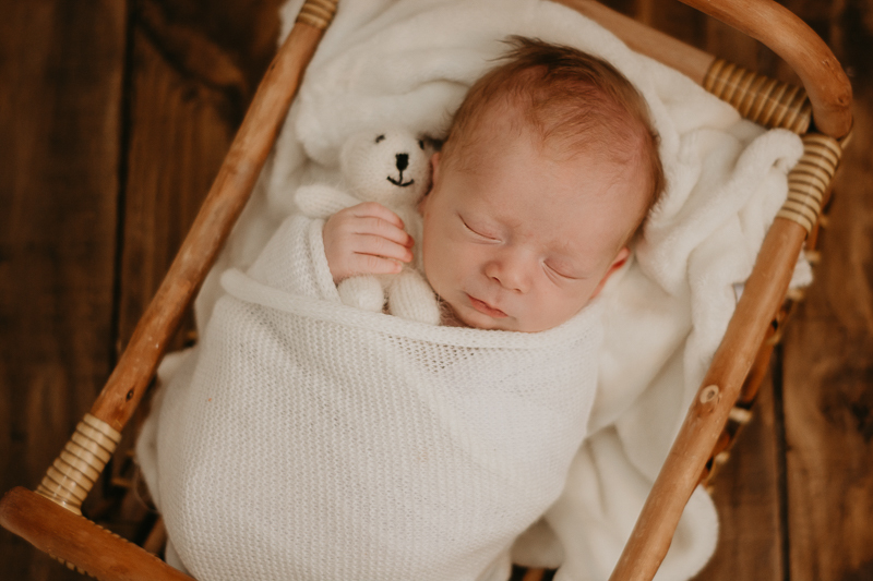  sessao newborn; newborn; campo grande; baby boy; fotos fran duailibi; mae de menina; pai de menina; newborn girl; mudo rosa; ensaio newborn; fotos de recem nascido campo grande; fotografo em campo grande; fotos de bebe; bebe com mamae; bebe com familia