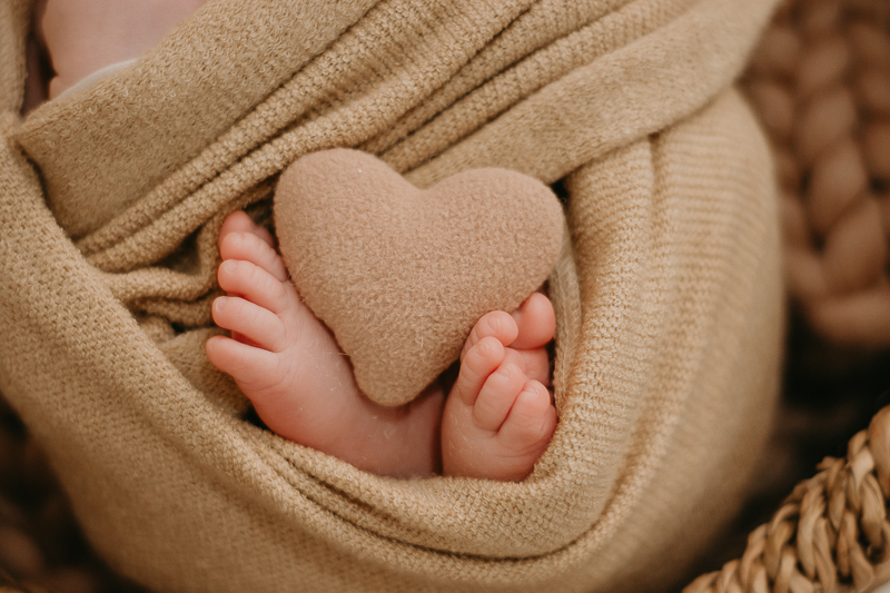  sessao newborn; newborn; campo grande; baby boy; fotos fran duailibi; mae de menina; pai de menina; newborn girl; mudo rosa; ensaio newborn; fotos de recem nascido campo grande; fotografo em campo grande; fotos de bebe; bebe com mamae; bebe com familia