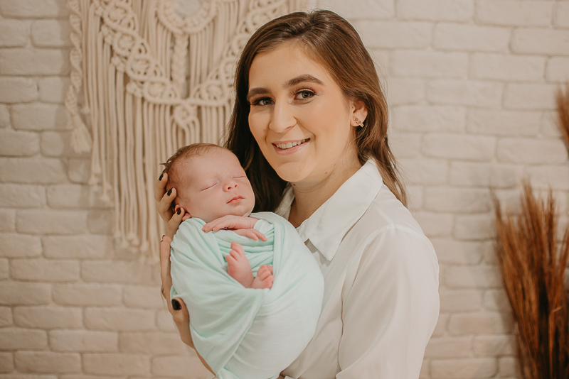  sessao newborn; newborn; campo grande; baby boy; fotos fran duailibi; mae de menina; pai de menina; newborn girl; mudo rosa; ensaio newborn; fotos de recem nascido campo grande; fotografo em campo grande; fotos de bebe; bebe com mamae; bebe com familia