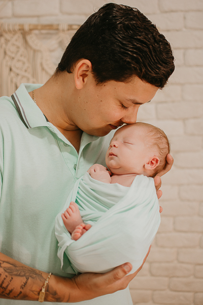  sessao newborn; newborn; campo grande; baby boy; fotos fran duailibi; mae de menina; pai de menina; newborn girl; mudo rosa; ensaio newborn; fotos de recem nascido campo grande; fotografo em campo grande; fotos de bebe; bebe com mamae; bebe com familia