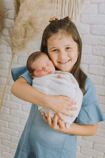  sessao newborn; newborn; campo grande; baby boy; fotos fran duailibi; mae de menina; pai de menina; newborn girl; mudo rosa; ensaio newborn; fotos de recem nascido campo grande; fotografo em campo grande; fotos de bebe; bebe com mamae; bebe com familia