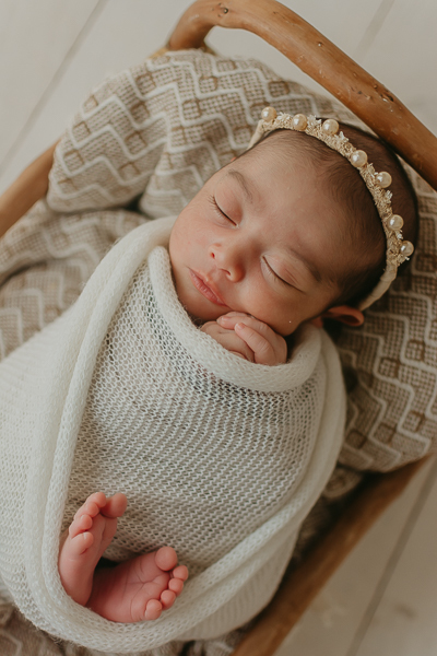  sessao newborn; newborn; campo grande; baby boy; fotos fran duailibi; mae de menina; pai de menina; newborn girl; mudo rosa; ensaio newborn; fotos de recem nascido campo grande; fotografo em campo grande; fotos de bebe; bebe com mamae; bebe com familia