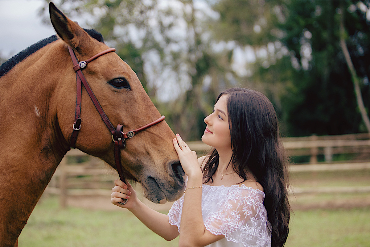 ensaio individual - ensaio 15 anos - ensaio feminino - aniversario 15 anos - jaragua do sul - fotografia de familia - fotografos jaragua do sul - chroma fotografia