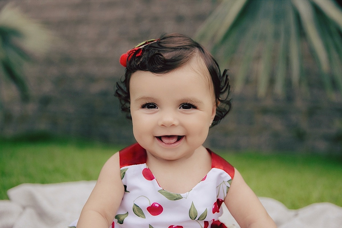 ensaio acompanhamento - ensaio mensal - mae de menina - ensaio em casa - ensaio externo - fotografos jaragua do sul - fotografia de familia - chroma fotografia