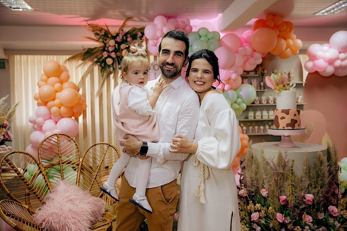 aniversario - aniversario infantil - mae de menina - festa infantil - tema safari menina - fotografos jaragua do sul - fotografos de familia - chroma fotografia