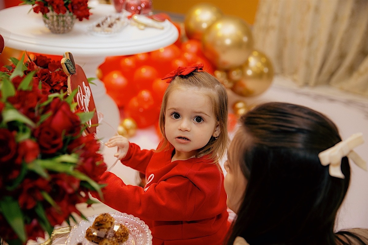 aniversario - festa de aniversario - aniversarsario infantil - mae de menina - tema branca de neve - fotografia de familia - fotografos jaragua do sul - chroma fotografia