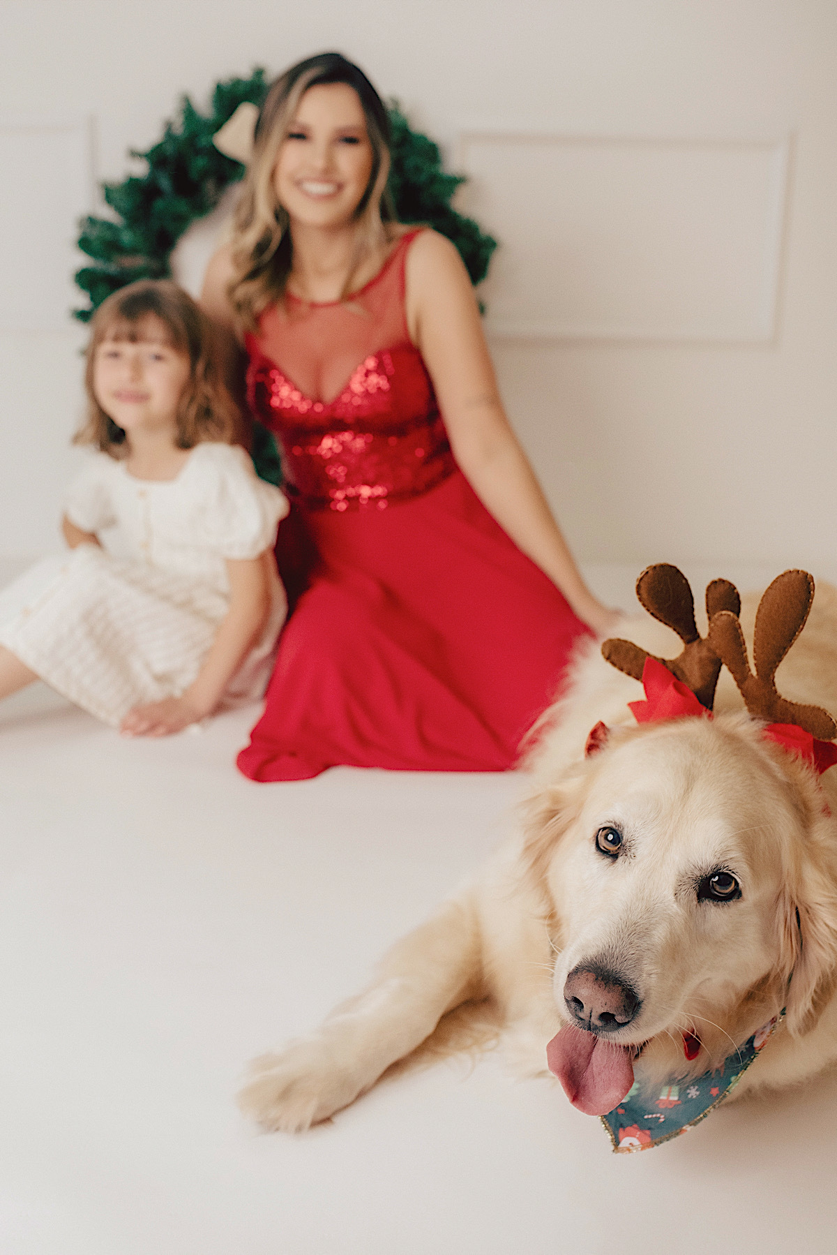 ensaio natal - natal 2022 - cenario - sao bento do sul - minimalista - estudio - chroma fotografia