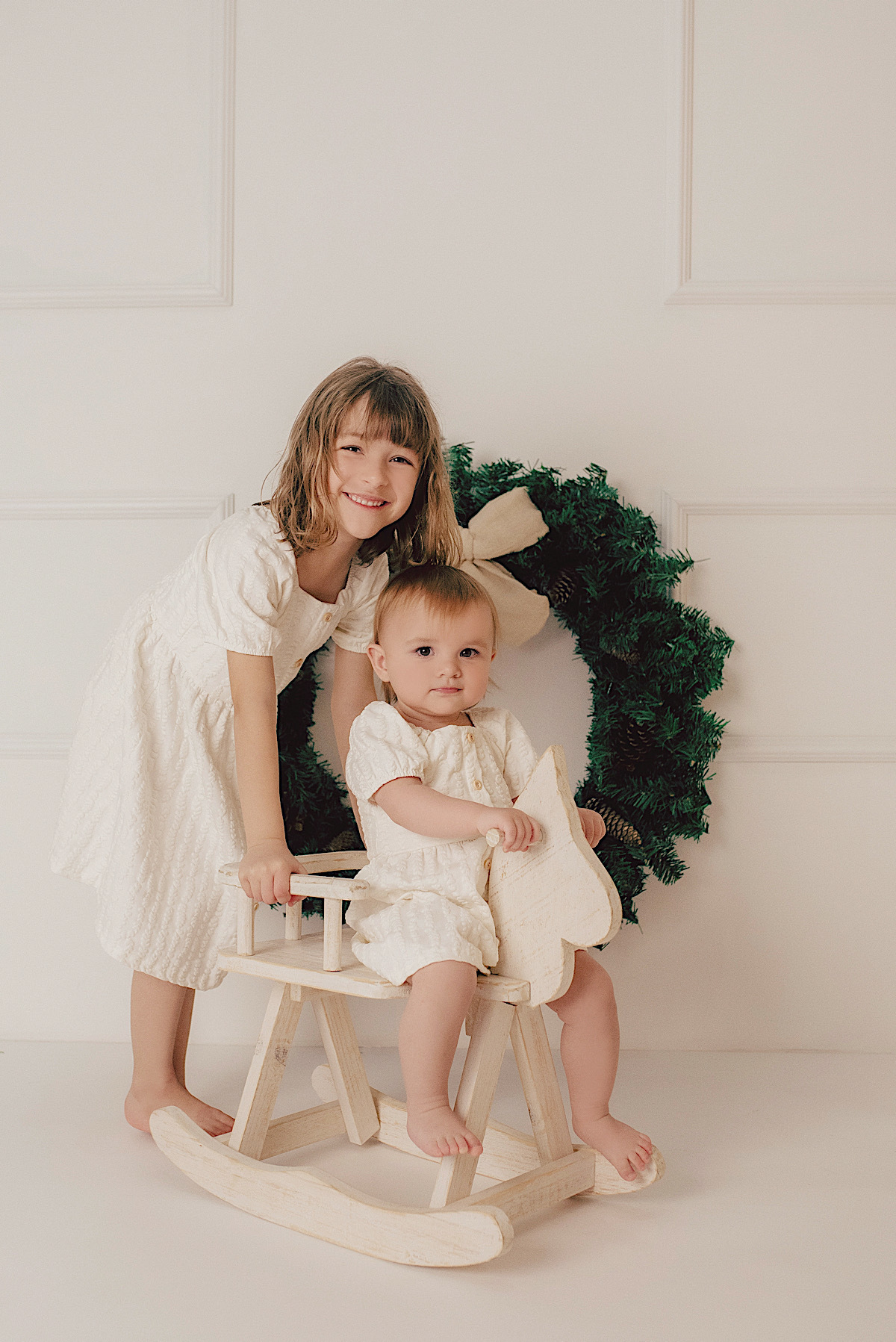 ensaio natal - natal 2022 - cenario - sao bento do sul - minimalista - estudio - chroma fotografia