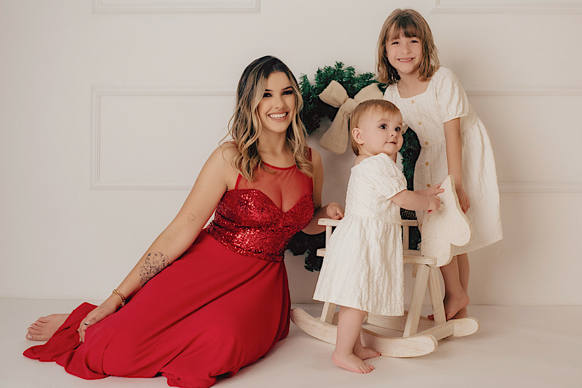 ensaio natal - natal 2022 - cenario - sao bento do sul - minimalista - estudio - chroma fotografia