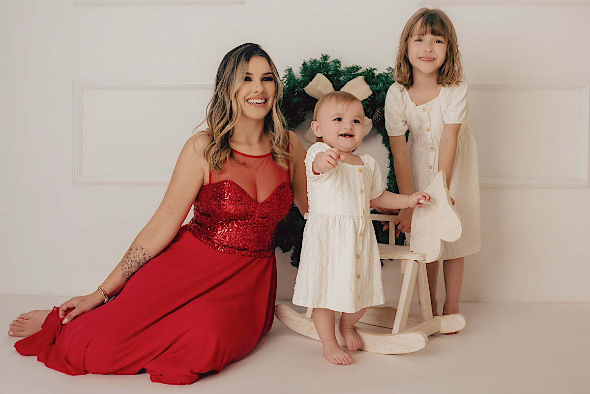 ensaio natal - natal 2022 - cenario - sao bento do sul - minimalista - estudio - chroma fotografia