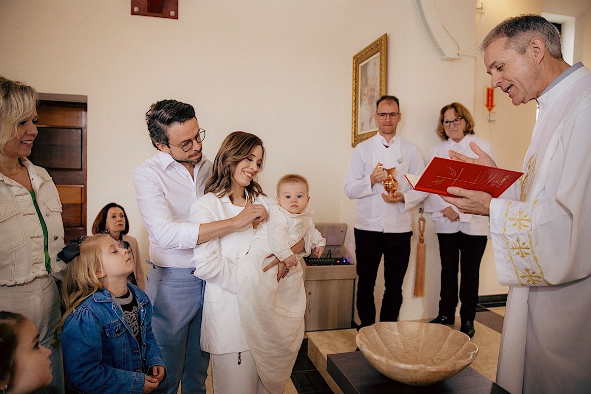 batismo - batizado - mae de menino - cerimonia de batismo - fotografia de familia - fotografia infantil - fotografos jaragua do sul - chroma fotografia