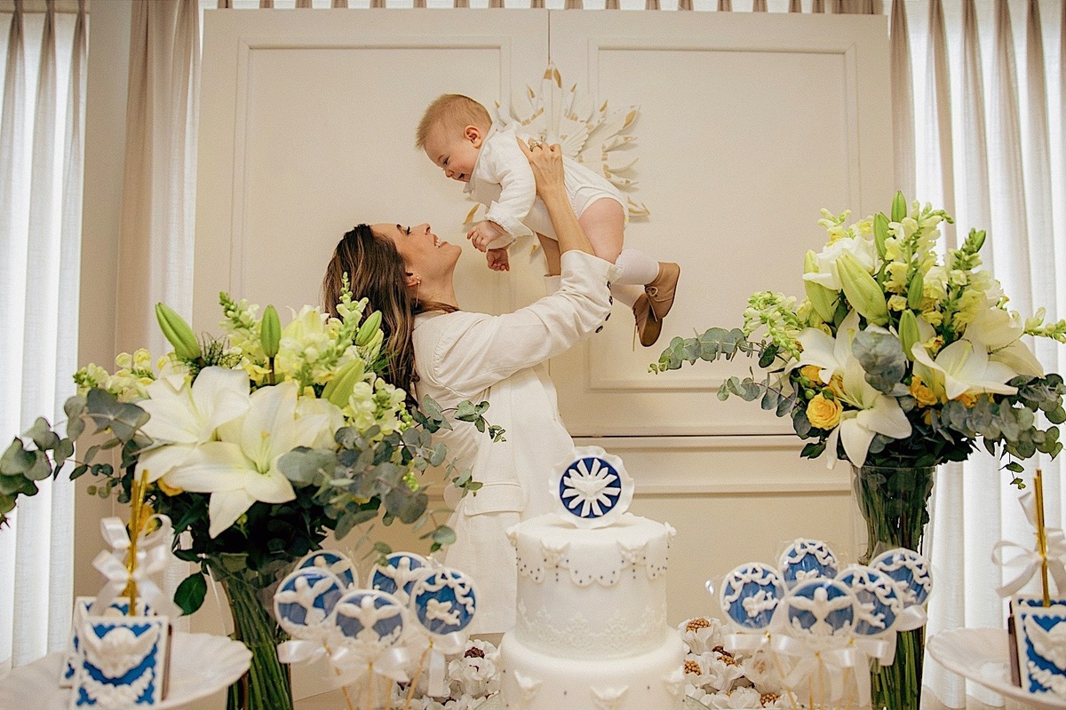 batismo - batizado - mae de menino - cerimonia de batismo - fotografia de familia - fotografia infantil - fotografos jaragua do sul - chroma fotografia