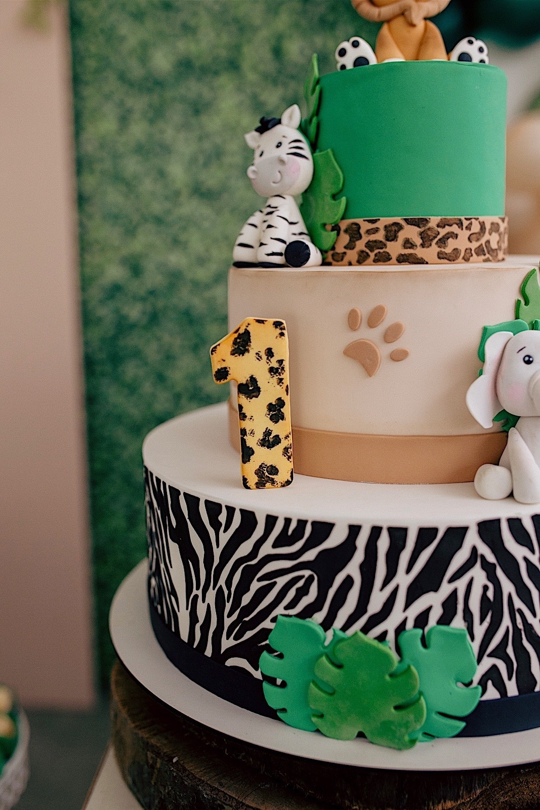 aniversario - aniversario infantil - aniversario de 1 ano - tema safari  - mae de menino - pai de menino - festa infantil - fotografos de familia - fotografos jaragua do sul - chroma fotografia