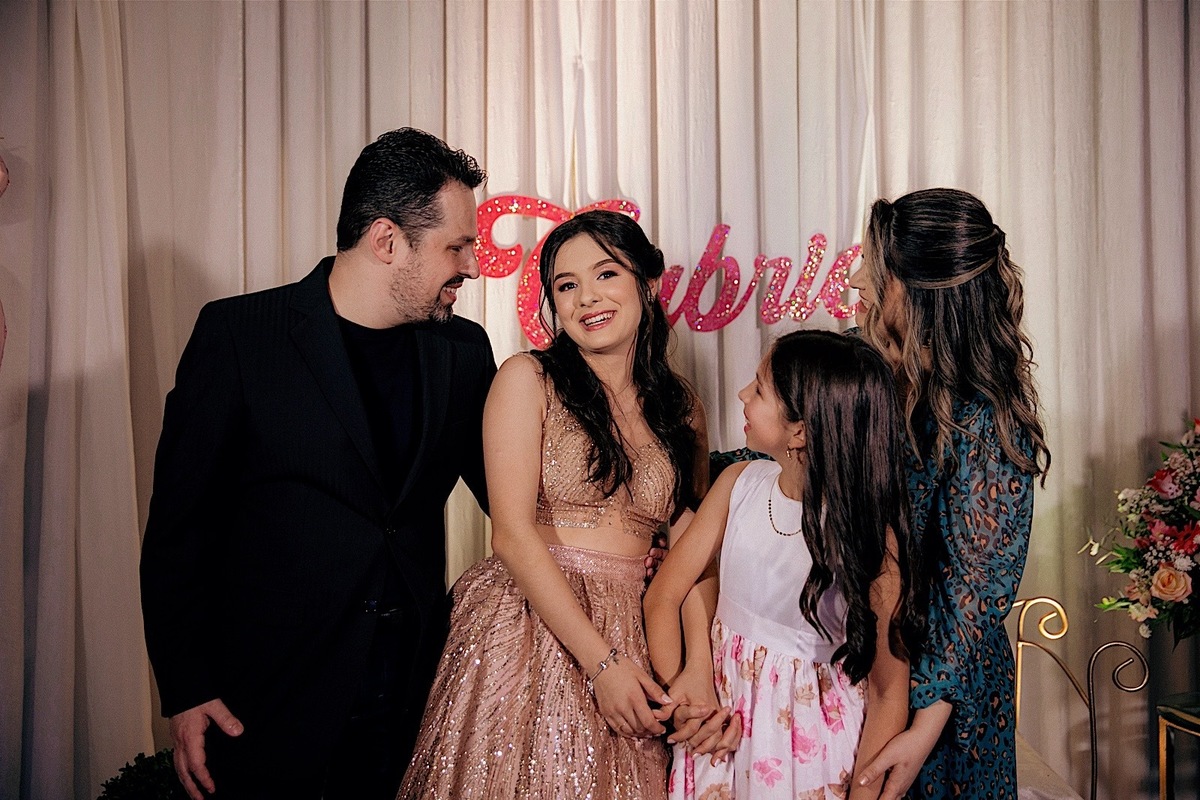 aniversario - aniversario 15 anos - 15 anos - festa de 15 anos - fotografia social - fotografia de familia - fotografos jaragua do sul - chroma fotografia