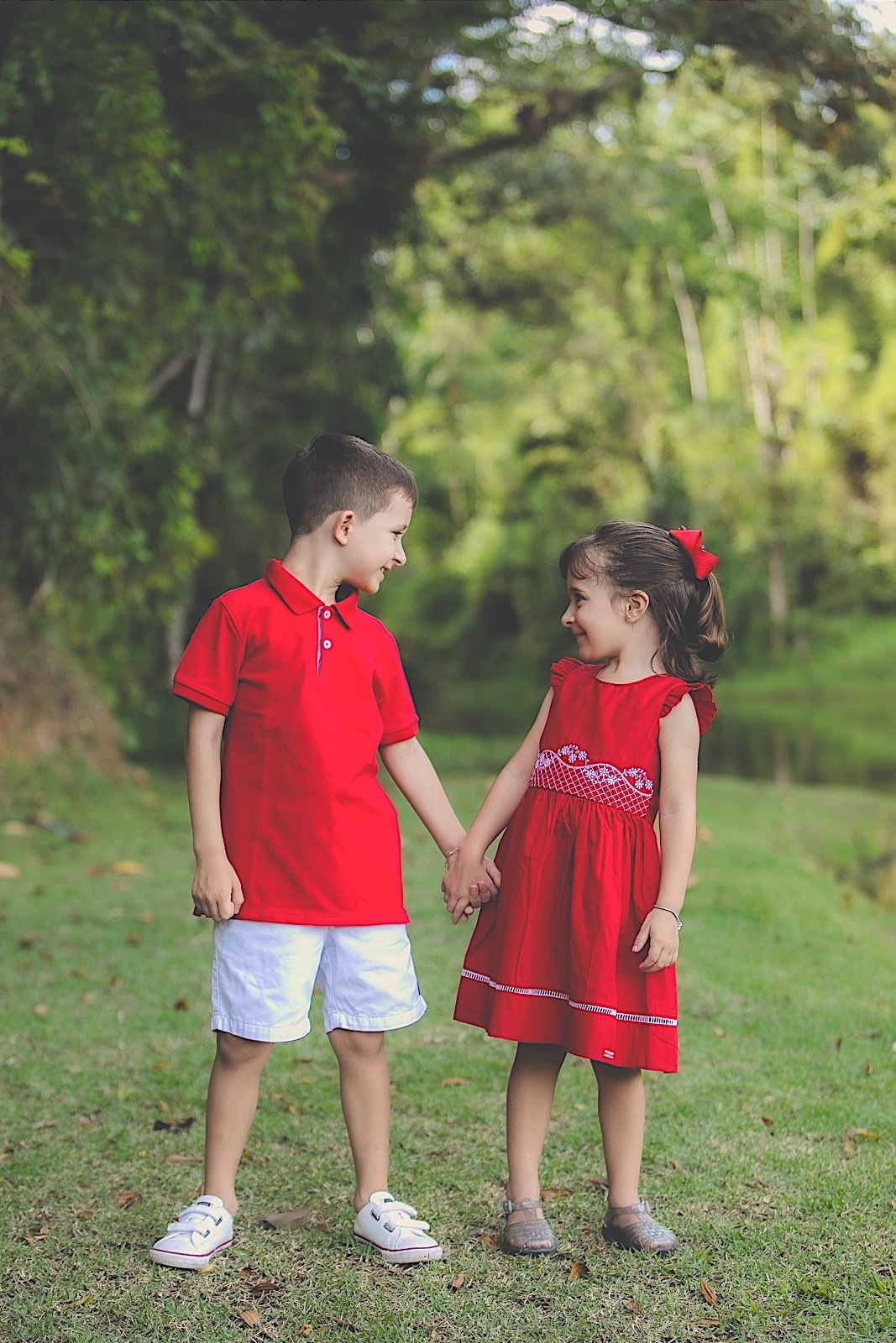 ensaio de natal - natal 2022 - ensaio de natal externo - ensaio ao ar livre - ensaio familia - fotografos de familia - fotografia infantil - chroma fotografia - jaragua do sul