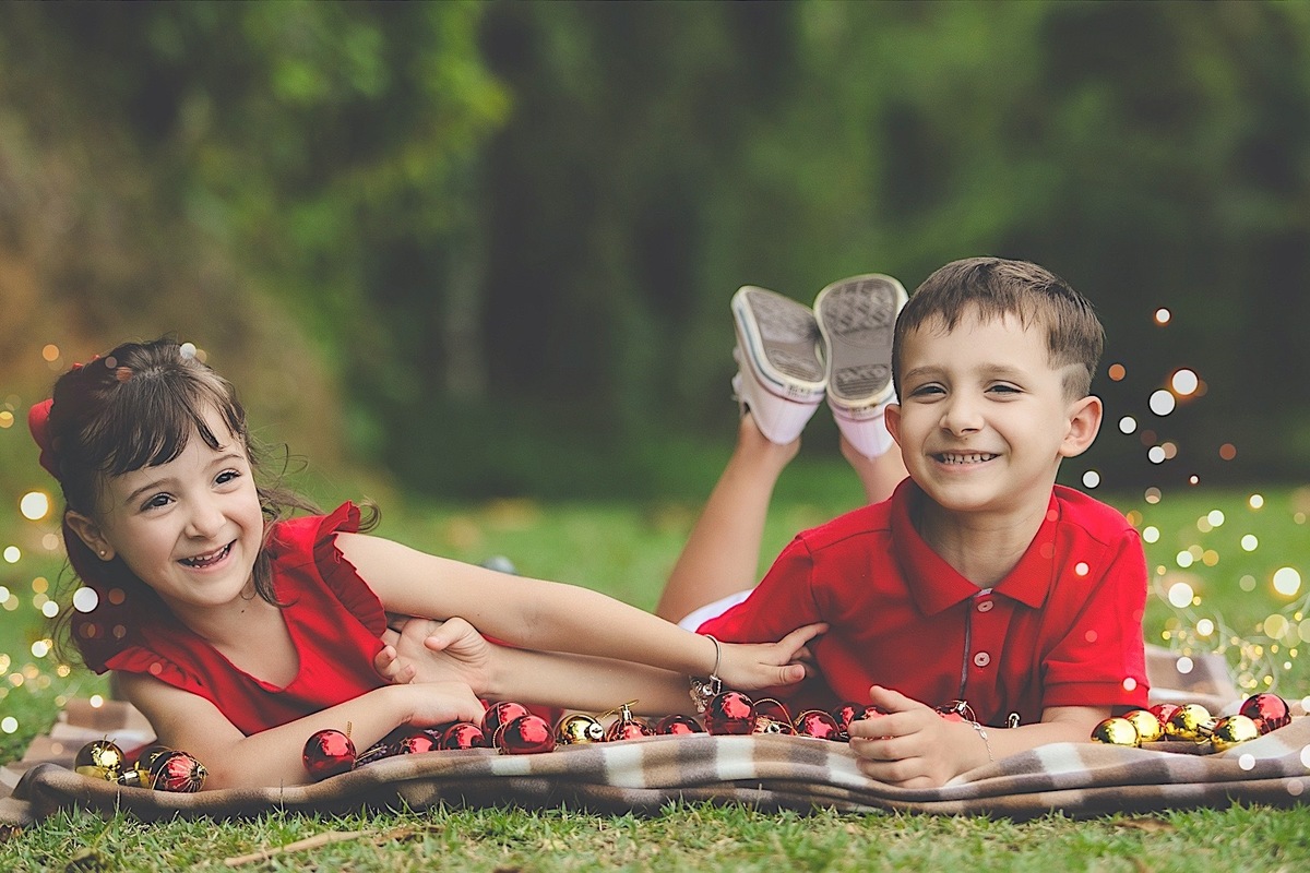 ensaio de natal - natal 2022 - ensaio de natal externo - ensaio ao ar livre - ensaio familia - fotografos de familia - fotografia infantil - chroma fotografia - jaragua do sul