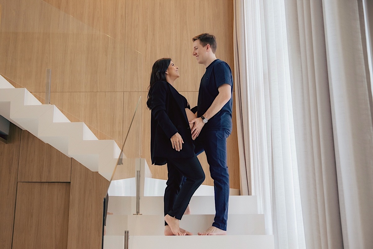 ensaio gestante - gestante - ensaio família - ensaio a espera de Lara - ensaio em casa - ensaio em jaraguá do sul - fotografia de familia - fotografos jaragua do sul - chroma fotografia