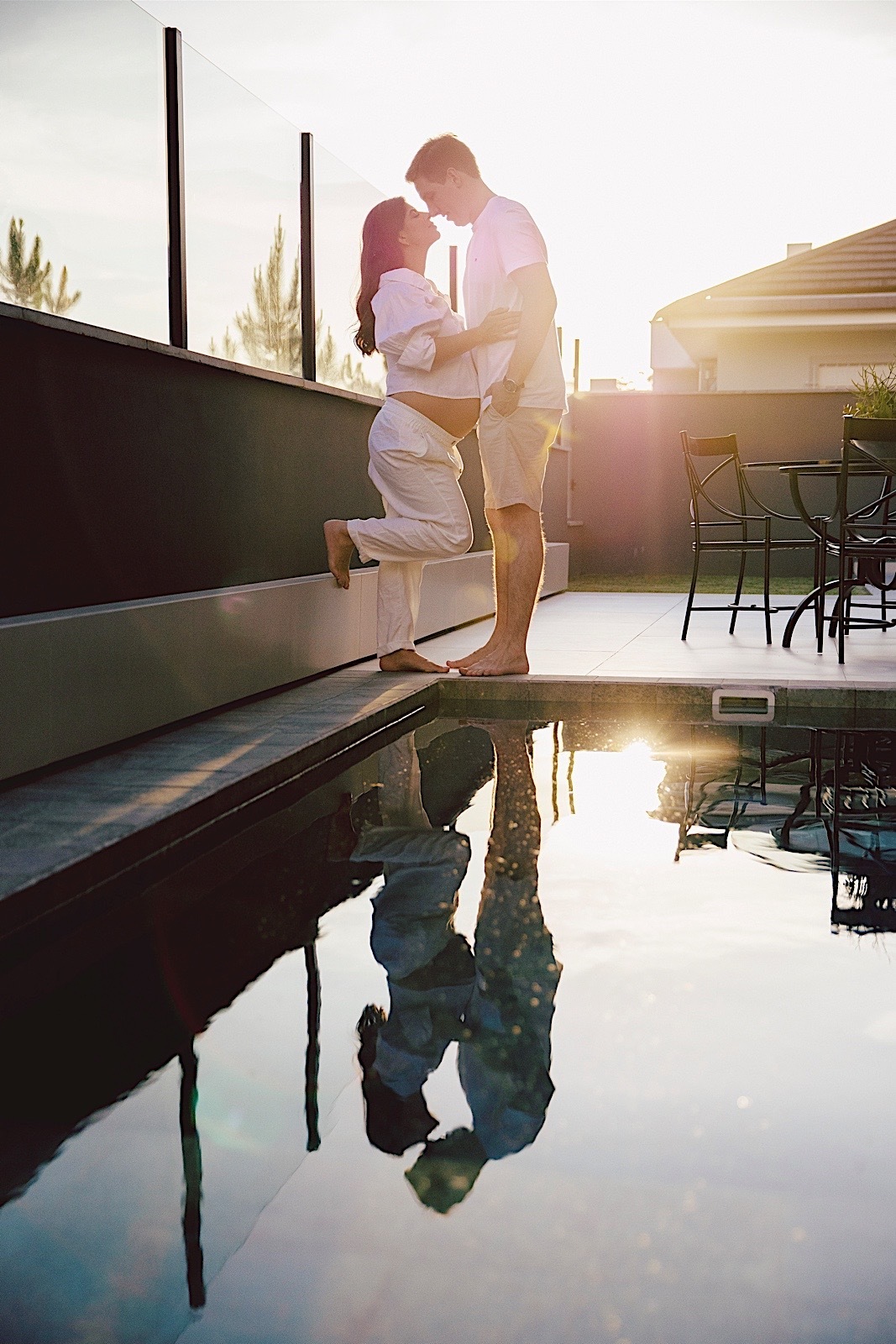 ensaio gestante - gestante - ensaio família - ensaio a espera de Lara - ensaio em casa - ensaio em jaraguá do sul - fotografia de familia - fotografos jaragua do sul - chroma fotografia
