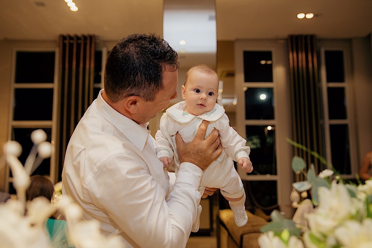 batizado - batismo - batismo do Fernando - fotografia infantil - fotografos de familia - mae de menino - batizado no noviciado - batismo em jaragua do sul - Chroma Fotografia