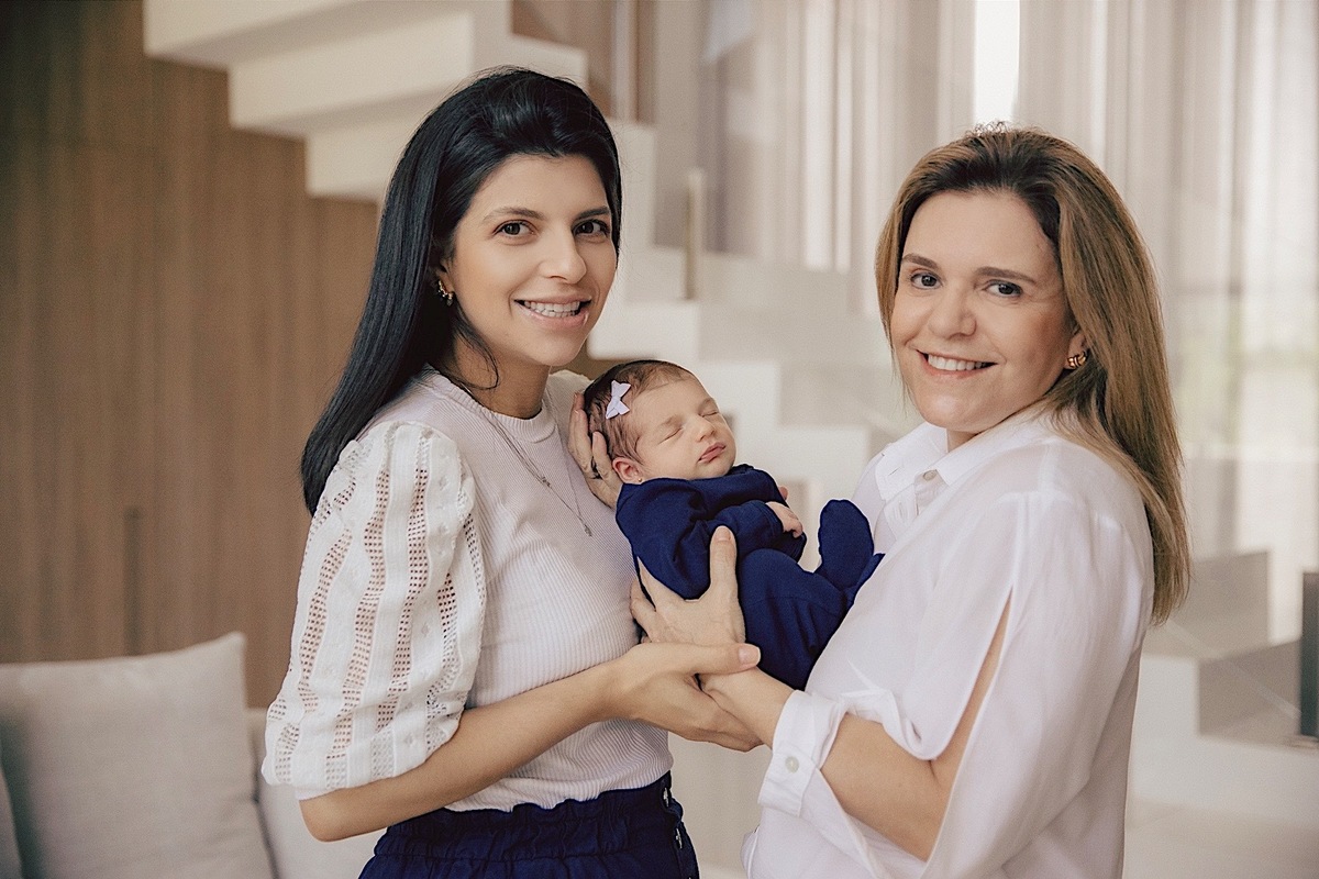ensaio familia - ensaio infantil - familia - ensaio lara 10 dias - ensaio em casa - ensaio em jaragua do sul - chroma fotografia