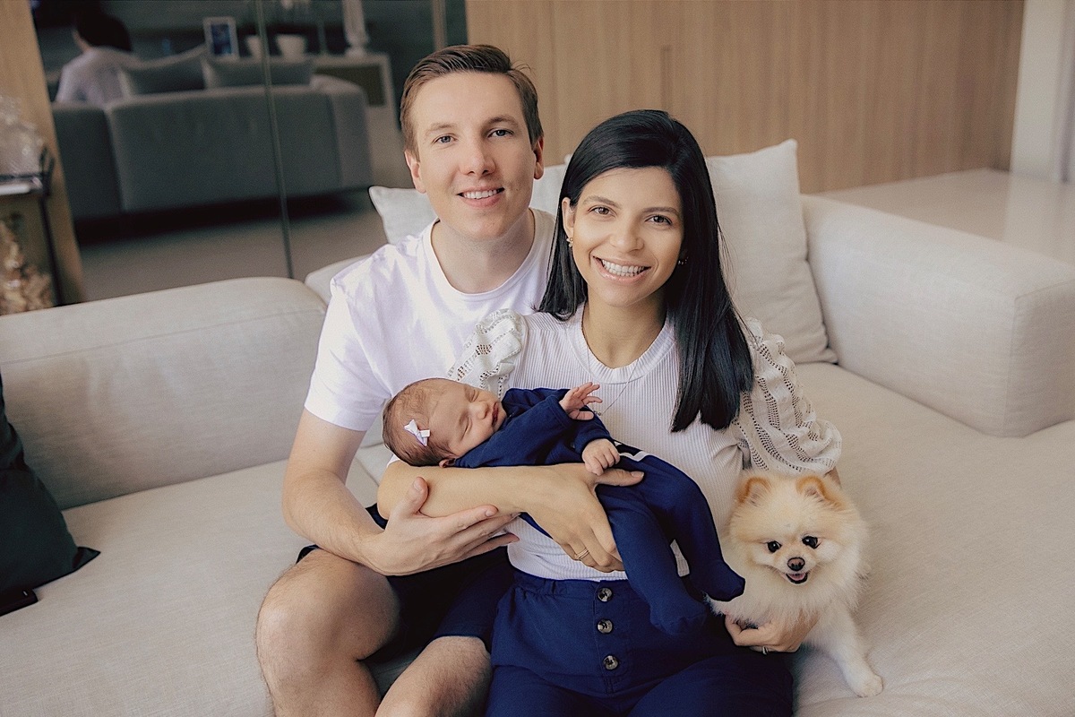 ensaio familia - ensaio infantil - familia - ensaio lara 10 dias - ensaio em casa - ensaio em jaragua do sul - chroma fotografia