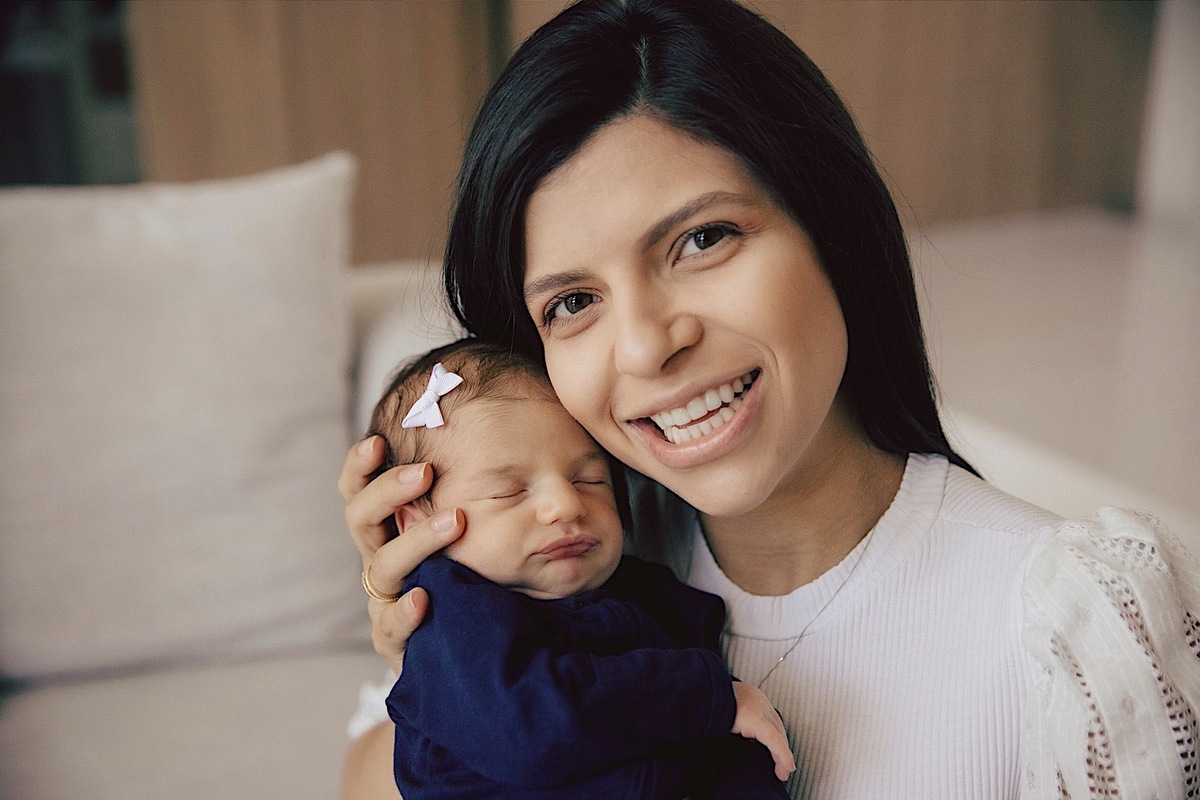 ensaio familia - ensaio infantil - familia - ensaio lara 10 dias - ensaio em casa - ensaio em jaragua do sul - chroma fotografia