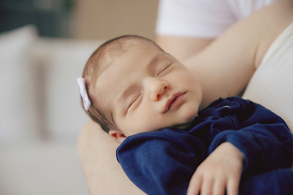 ensaio familia - ensaio infantil - familia - ensaio lara 10 dias - ensaio em casa - ensaio em jaragua do sul - chroma fotografia
