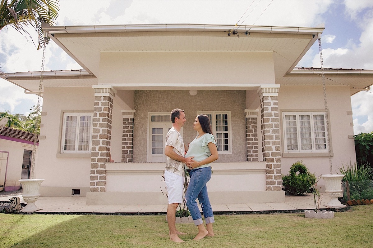 ensaio fotografico - ensaio em casa - ensaio gestante - gestante - ensaio externo - fotografia de familia - fotografos jaragua do sul - chroma fotografia