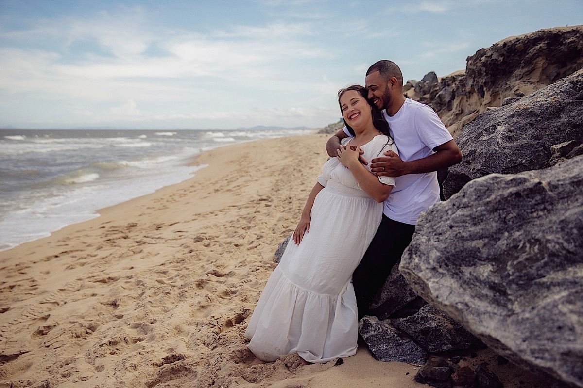 ensaio na praia - ensaio externo - ensaio no litoral - ensaio casal - fotografos de casamento - fotografos jaragua do sul - Chroma fotografia - ensaio em barra do sul