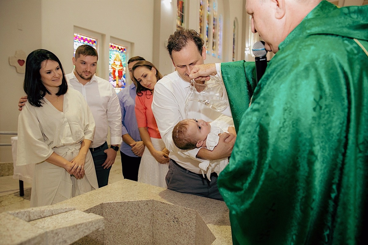 batismo - batizado - batizado Liz - fotografia de familia - fotografos de familia - fotografia infanti - Batismo Igreja Matriz Jaraguá do Sul - chroma fotografia