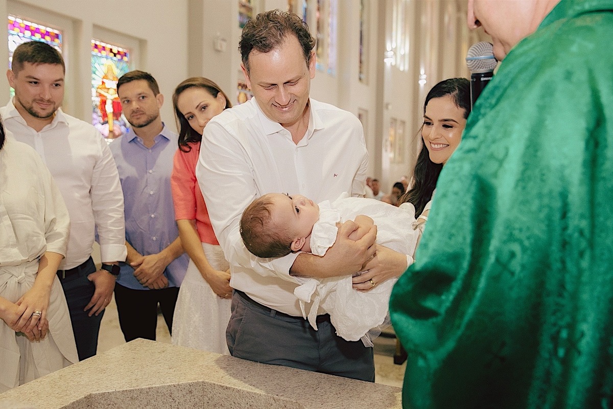 batismo - batizado - batizado Liz - fotografia de familia - fotografos de familia - fotografia infanti - Batismo Igreja Matriz Jaraguá do Sul - chroma fotografia