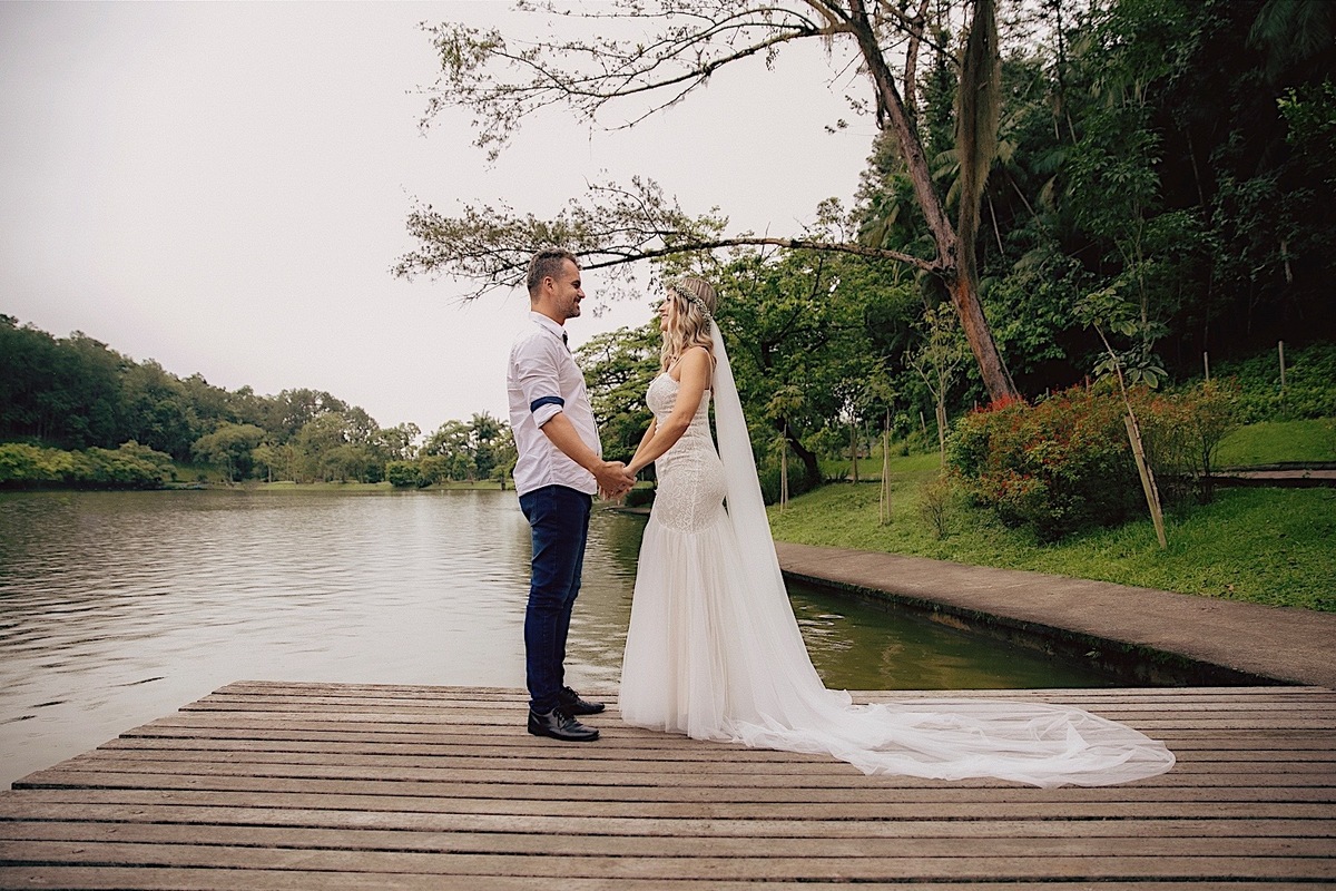 ensaio externo - ensaio no parque malwee - ensaio de casal - ensaio no parque - Jana e klaus - fotografos jaragua do sul - chroma fotografia