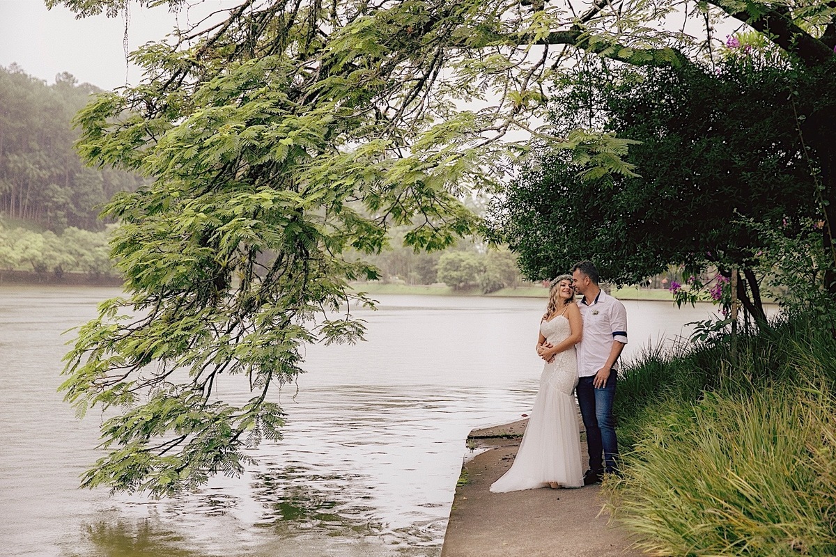ensaio externo - ensaio no parque malwee - ensaio de casal - ensaio no parque - Jana e klaus - fotografos jaragua do sul - chroma fotografia