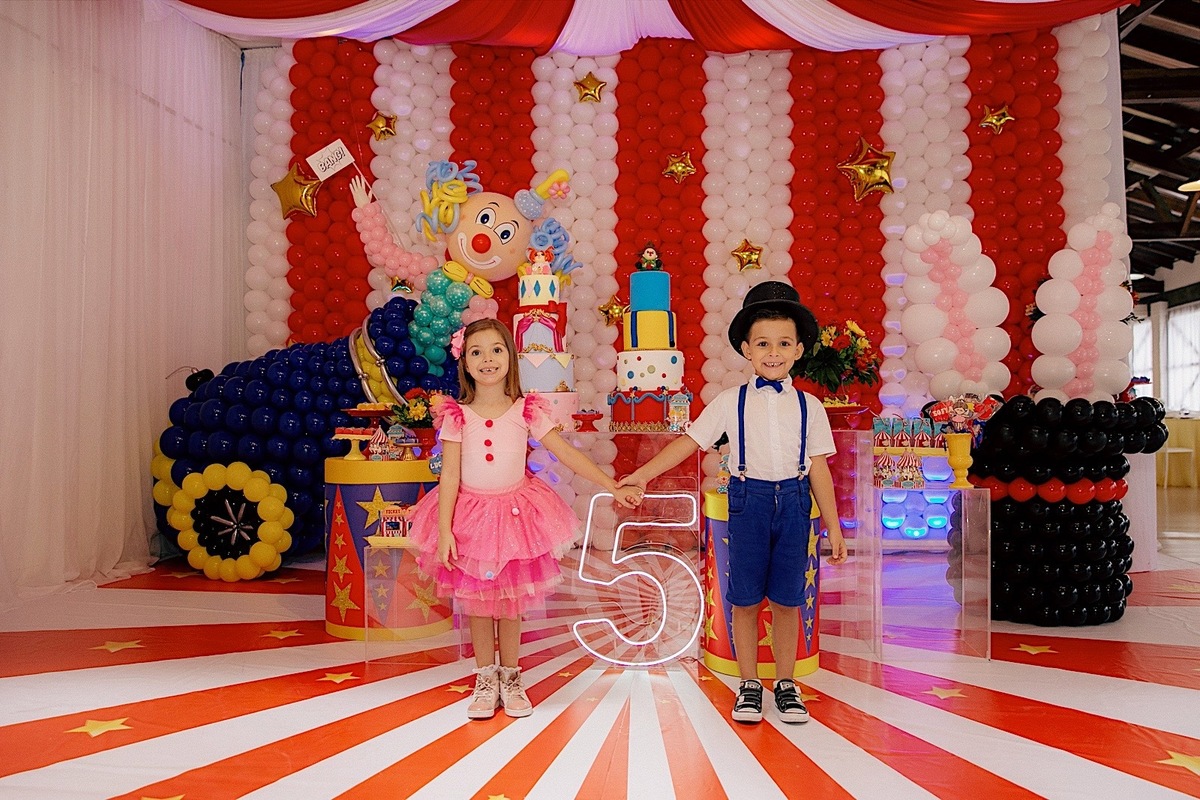 aniversario - aniversario infantil - aniversario duplo - tema circo - aniversario de gemeos - jaragua do sul - chroma fotografia