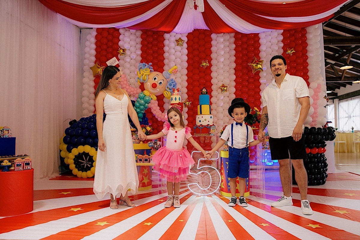 aniversario - aniversario infantil - aniversario duplo - tema circo - aniversario de gemeos - jaragua do sul - chroma fotografia