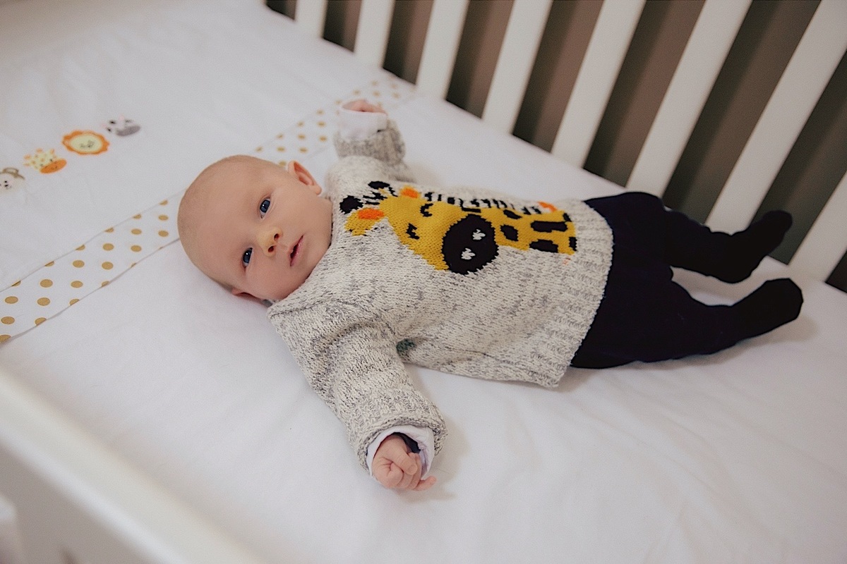 ensaio acompanhamento - ensaio trimestral - ensaio em casa - ensaio familia - ensaio fotografico - ensaios jaragua do sul - fotografos jaragua do sul - chroma fotografia