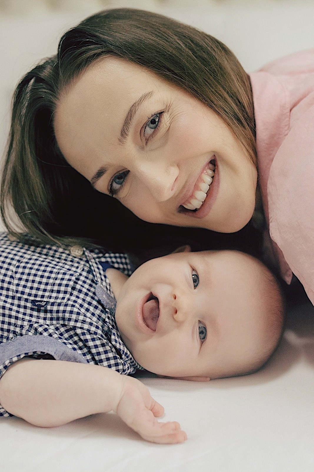 ensaio acompanhamento - ensaio trimestral - ensaio em casa - ensaio familia - ensaio fotografico - ensaios jaragua do sul - fotografos jaragua do sul - chroma fotografia