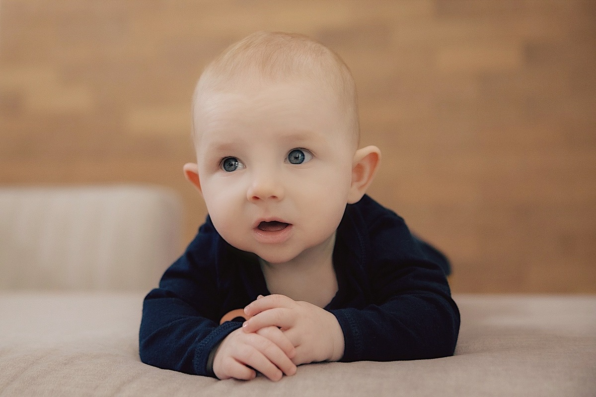 ensaio acompanhamento - ensaio trimestral - ensaio em casa - ensaio familia - ensaio fotografico - ensaios jaragua do sul - fotografos jaragua do sul - chroma fotografia