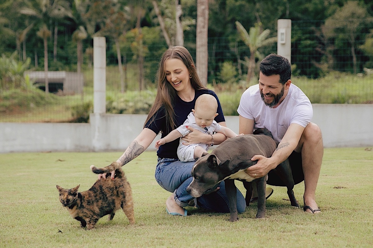 ensaio acompanhamento - ensaio trimestral - ensaio em casa - ensaio familia - ensaio fotografico - ensaios jaragua do sul - fotografos jaragua do sul - chroma fotografia