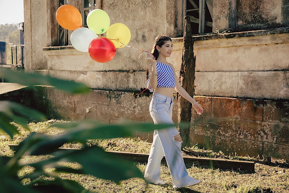  ensaio 15 anos - ensaio externo - ensaio estacao de trem - ensaio em sao bento - ensaio individual - fotografia de familia - fotografos de familia - fotografos jaragua do sul - chrom,a fotografia