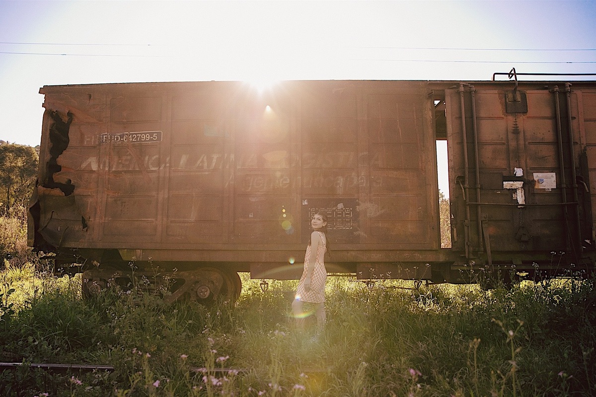  ensaio 15 anos - ensaio externo - ensaio estacao de trem - ensaio em sao bento - ensaio individual - fotografia de familia - fotografos de familia - fotografos jaragua do sul - chrom,a fotografia