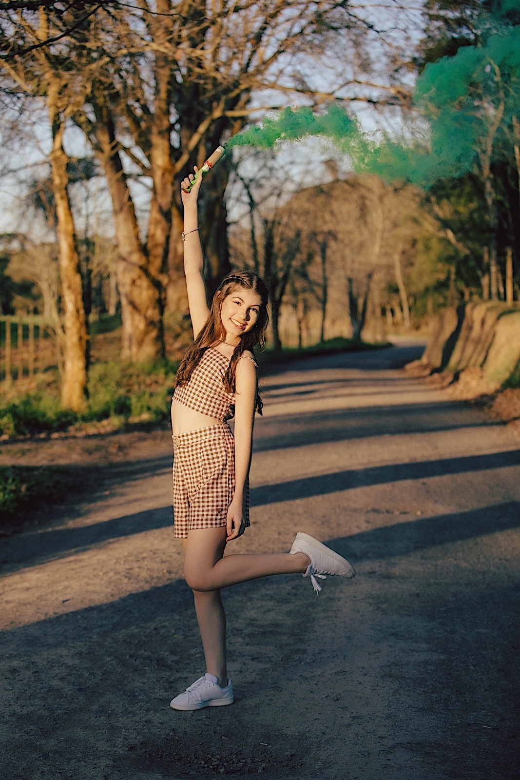  ensaio 15 anos - ensaio externo - ensaio estacao de trem - ensaio em sao bento - ensaio individual - fotografia de familia - fotografos de familia - fotografos jaragua do sul - chrom,a fotografia