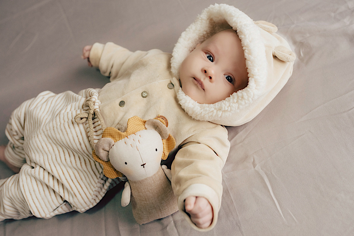 acompanhamento trimestral - leo - mae de menino - ensaio em casa - ensaio em estudio - chroma fotografia - sao bento do sul